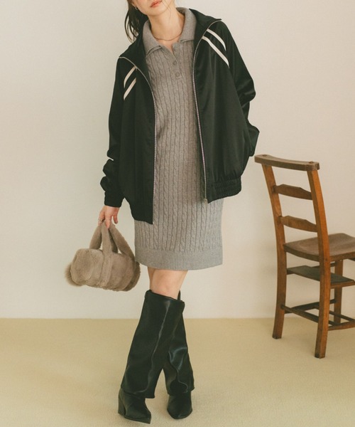 VANNIE U（ヴァニーユー）の「ダブルラインオーバールーズトラックジャケット（ブルゾン・レディース・ブラック/アイボリー・FREE）」の6枚目の写真