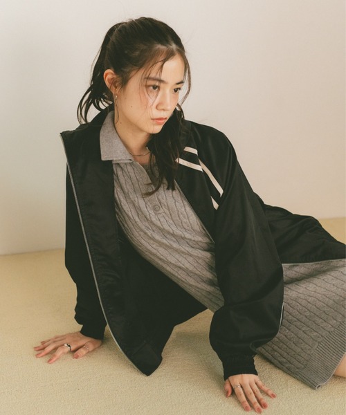 VANNIE U（ヴァニーユー）の「ダブルラインオーバールーズトラックジャケット（ブルゾン・レディース・ブラック/アイボリー・FREE）」の5枚目の写真