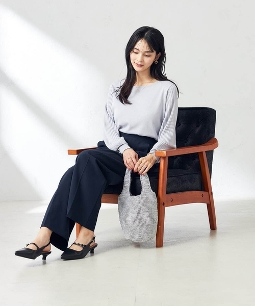 a.v.v（アーヴェヴェ）の「バックストラップパンプス（パンプス・レディース・アイボリー/ブラック・23.5/24.5/22.5）」の15枚目の写真