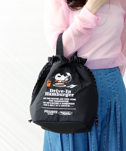 Three Four Time（ｽﾘｰﾌｫｰﾀｲﾑ）の「【PEANUTS】保冷巾着トート（エコバッグ/サブバッグ・レディース・アイボリー/ブラック・FREE）」の6枚目の写真