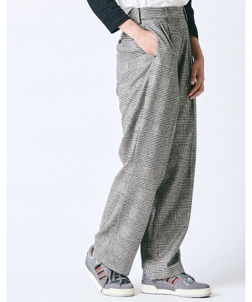 mikomori（ミコモリ）の「GLEN CHECK PANTS（スラックス・レディース・ホワイト×ブラック・SMALL/MEDIUM）」の8枚目の写真