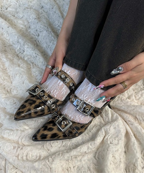 sedacle girl(セダクルガール)の「ベルトデザインミュール(パンプス・レディース・ブラック/シルバー/ボルドー/レオパード・LARGE/MEDIUM)」の19枚目の写真