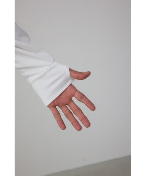 AZUL by moussy（アズールバイマウジー）の「サムホールジップパーカー（パーカー・メンズ・ブラック/ライトピンク/杢グレー/ホワイト・LARGE/MEDIUM）」の15枚目の写真