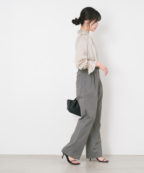 MICA&DEAL（マイカ＆ディール）の「2タックストレートパンツ〈2サイズ展開〉（その他パンツ・レディース・イエロー/ネイビー/グレー・36/38）」の13枚目の写真