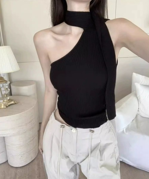 ROOPTOKYO（ループトウキョウ）の「ワンショルダー ニットタンクトップ 夏物 夏服（タンクトップ・レディース・ブラック/ブラウン/ホワイト/ブルー/グレー・FREE）」の2枚目の写真