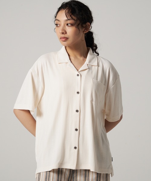 Eddie Bauer(エディーバウアー)の「ジャージー 開襟シャツ(シャツ/ブラウス・レディース・アイボリー/ブラック/パープル・S/M/L/XL)」の1枚目の写真