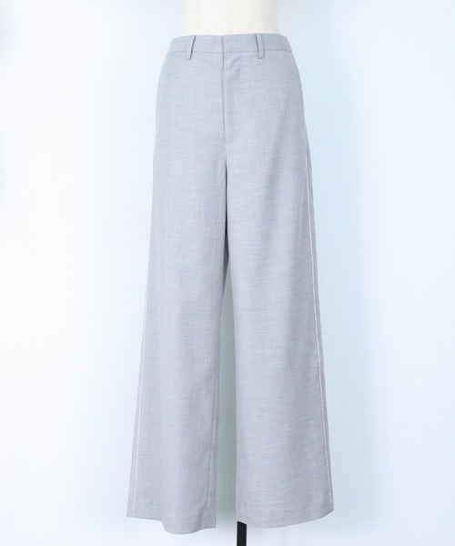 VERSEAU(ヴェルソー)の「先染めサイドライン ストレートパンツ(その他パンツ・レディース・ライトグレー/ベージュ・SMALL/MEDIUM)」の2枚目の写真