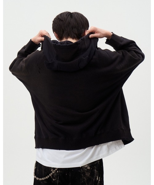 DISCOVERED(ディスカバード)の「DISCOVERED DEVIL EAR DAMAGE HOODIE(パーカー・メンズ・ナチュラル/ブラック・1/3)」の8枚目の写真