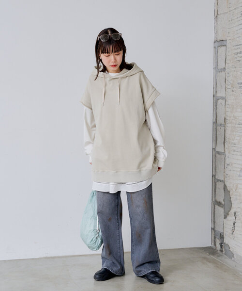 WHIMSIC（ウィムジック）の「*【WHIMSIC/SETUP対応】ガーメントダイスウェットフーディーベスト（ベスト・レディース・チャコールグレー/オフホワイト・FREE）」の5枚目の写真