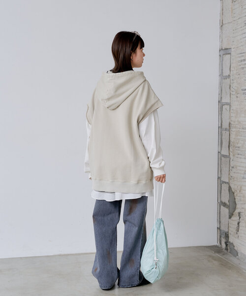 WHIMSIC（ウィムジック）の「*【WHIMSIC/SETUP対応】ガーメントダイスウェットフーディーベスト（ベスト・レディース・チャコールグレー/オフホワイト・FREE）」の7枚目の写真