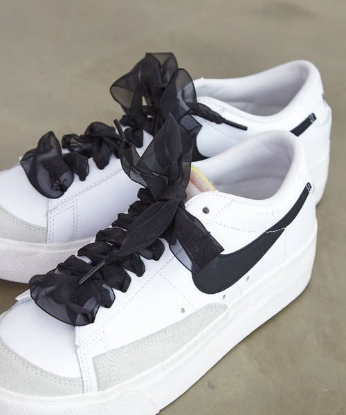 paravion（パラビオン）の「オーガンジーリボン靴紐（シューズアクセサリー・レディース・ホワイト/ブラック/ブルー/イエロー/ピンク・FREE）」の2枚目の写真