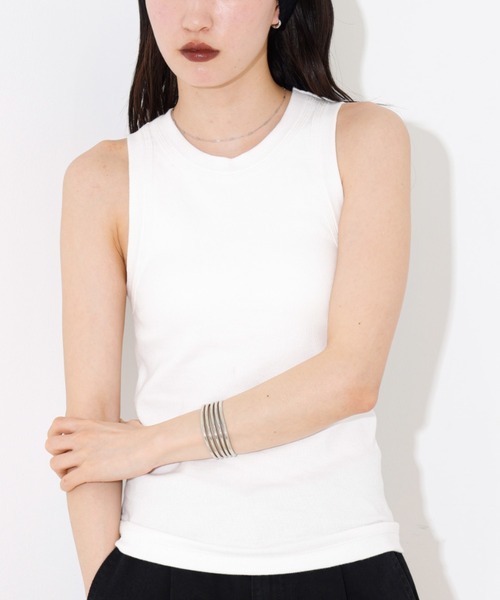 NOMINE(ノミネ)の「カップイン テレコ タンクトップ(タンクトップ・レディース・ホワイト/チャコールグレー/ブラック/ブラウン・フリー)」の2枚目の写真