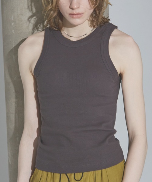 NOMINE(ノミネ)の「カップイン テレコ タンクトップ(タンクトップ・レディース・ホワイト/チャコールグレー/ブラック/ブラウン・フリー)」の3枚目の写真