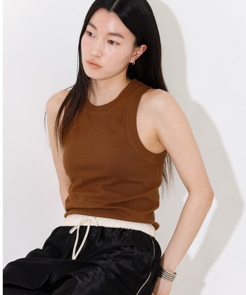 NOMINE(ノミネ)の「カップイン テレコ タンクトップ(タンクトップ・レディース・ホワイト/チャコールグレー/ブラック/ブラウン・フリー)」の14枚目の写真