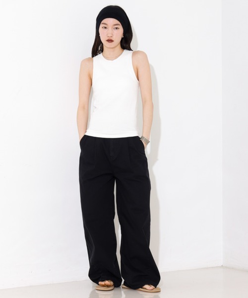 NOMINE(ノミネ)の「カップイン テレコ タンクトップ(タンクトップ・レディース・ホワイト/チャコールグレー/ブラック/ブラウン・フリー)」の10枚目の写真