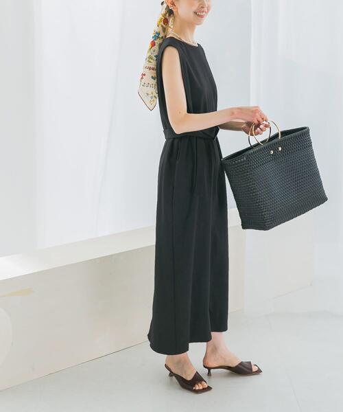 URBAN RESEARCH ROSSO WOMEN（アーバンリサーチ　ロッソ）の「接触冷感リネン混ストレートワンピース（ワンピース・レディース・チャコールグレー/グリーン系その他・38/36）」の2枚目の写真