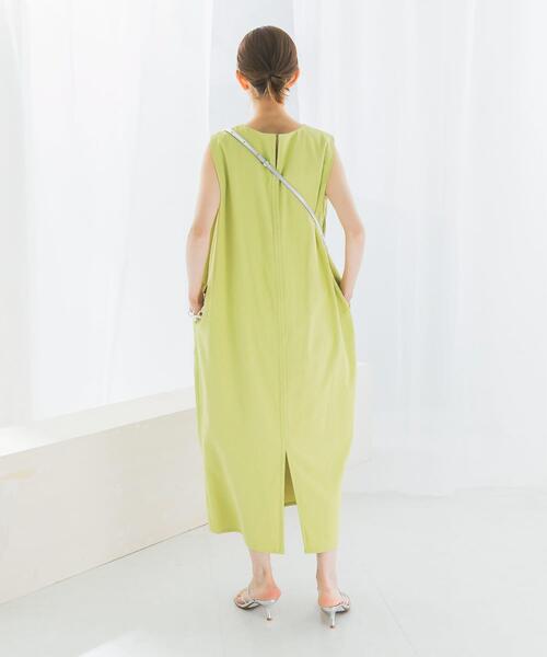 URBAN RESEARCH ROSSO WOMEN（アーバンリサーチ　ロッソ）の「接触冷感リネン混ストレートワンピース（ワンピース・レディース・チャコールグレー/グリーン系その他・38/36）」の5枚目の写真