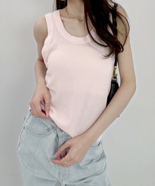 Teem Store(チームストア)の「シンプルカラータンクトップ(タンクトップ・レディース・ブラック/ベージュ/ブラウン/グレー/カーキ/ピンク/イエロー/ホワイト・F)」の1枚目の写真