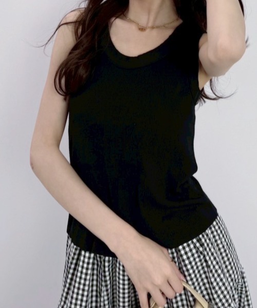 Teem Store(チームストア)の「シンプルカラータンクトップ(タンクトップ・レディース・ブラック/ベージュ/ブラウン/グレー/カーキ/ピンク/イエロー/ホワイト・F)」の15枚目の写真