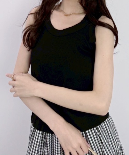 Teem Store(チームストア)の「シンプルカラータンクトップ(タンクトップ・レディース・ブラック/ベージュ/ブラウン/グレー/カーキ/ピンク/イエロー/ホワイト・F)」の16枚目の写真