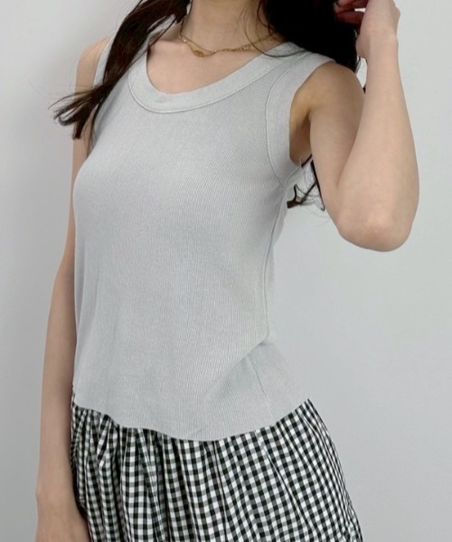 Teem Store(チームストア)の「シンプルカラータンクトップ(タンクトップ・レディース・ブラック/ベージュ/ブラウン/グレー/カーキ/ピンク/イエロー/ホワイト・F)」の22枚目の写真