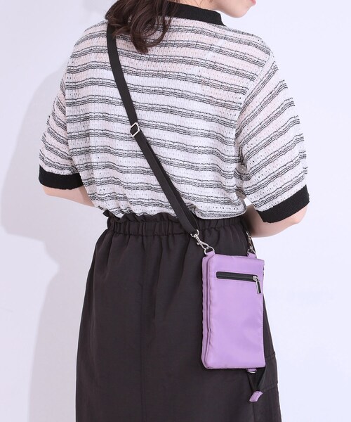 SHOO・LA・RUE（シューラルー）の「【撥水】2層ミニショルダーバッグ（ショルダーバッグ・レディース・ブラック/ダークグレー/ライトパープル・00）」の3枚目の写真