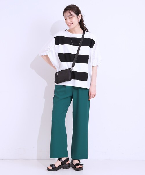 SHOO・LA・RUE（シューラルー）の「【撥水】2層ミニショルダーバッグ（ショルダーバッグ・レディース・ブラック/ダークグレー/ライトパープル・00）」の7枚目の写真