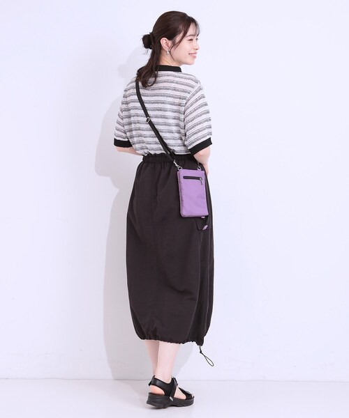 SHOO・LA・RUE（シューラルー）の「【撥水】2層ミニショルダーバッグ（ショルダーバッグ・レディース・ブラック/ダークグレー/ライトパープル・00）」の9枚目の写真