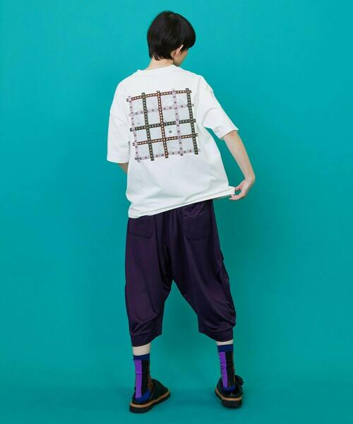 FRAPBOIS(フラボア)の「チェッフラT(Tシャツ/カットソー・レディース・ホワイト/ブラック・1/2)」の9枚目の写真