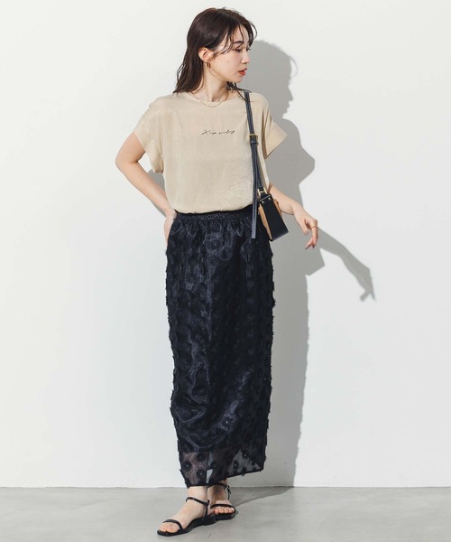 Gready Brilliant（グレディブリリアン）の「ライトサテンロゴフレンチブラウス（シャツ/ブラウス・レディース・ベージュ/アイボリー・FREE）」の15枚目の写真