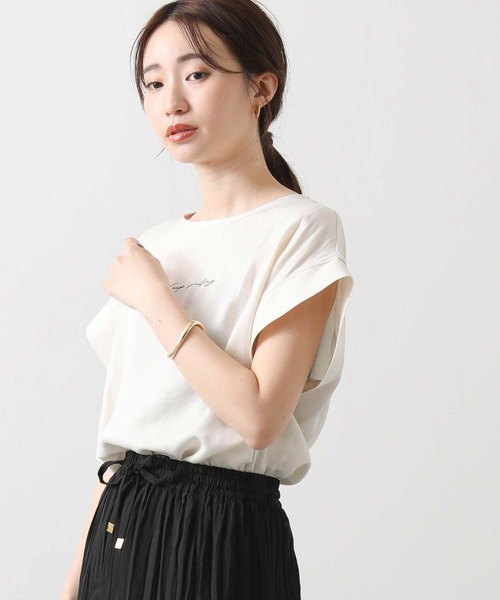 Gready Brilliant（グレディブリリアン）の「ライトサテンロゴフレンチブラウス（シャツ/ブラウス・レディース・ベージュ/アイボリー・FREE）」の8枚目の写真