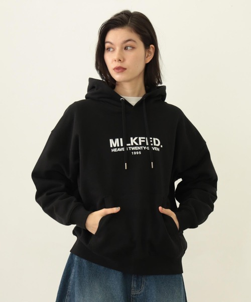 セール】STENCIL LOGO WIDE SWEAT HOODIE（パーカー）｜MILKFED