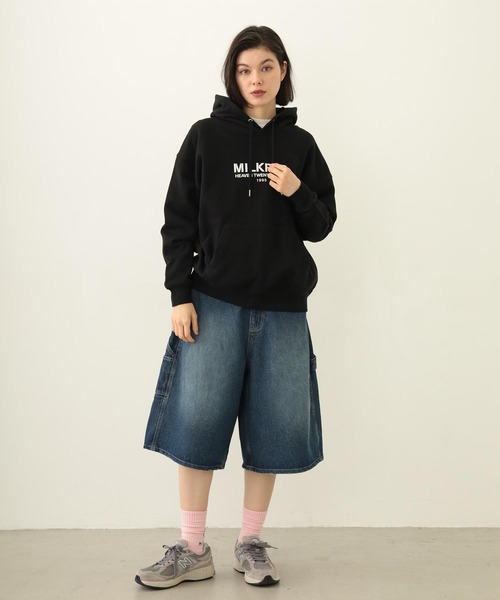 MILKFED.（ミルクフェド）の「STENCIL LOGO WIDE SWEAT HOODIE（パーカー・レディース・オフホワイト/ブラック/オリーブ・M/L）」の6枚目の写真