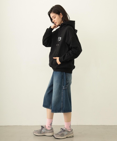 MILKFED.（ミルクフェド）の「STENCIL LOGO WIDE SWEAT HOODIE（パーカー・レディース・オフホワイト/ブラック/オリーブ・M/L）」の8枚目の写真
