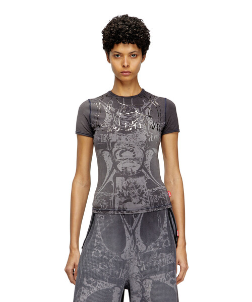 DIESEL(ディーゼル)の「ウィメンズ Tシャツ T-UNCUTIES-LONG-R6(Tシャツ/カットソー・レディース・ブラック/ブラウン・LARGE/SMALL/MEDIUM/X-SMALL/X-LARGE)」の1枚目の写真