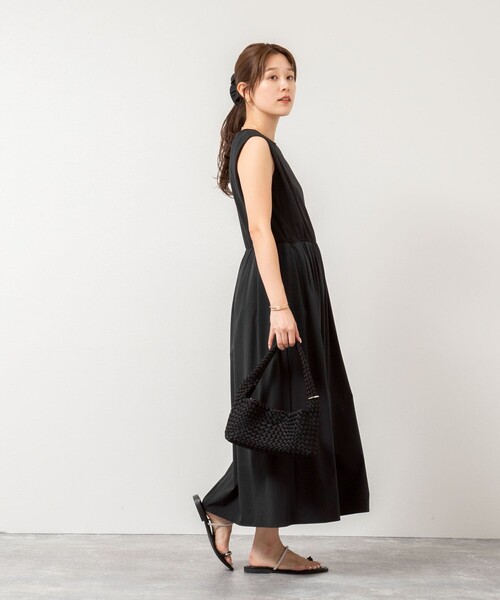 NOLLEY’S（ノーリーズ）の「撥水UVカットドッキングワンピース（ワンピース・レディース・オフホワイト/ブラック/ブラック系その他・36/38）」の22枚目の写真