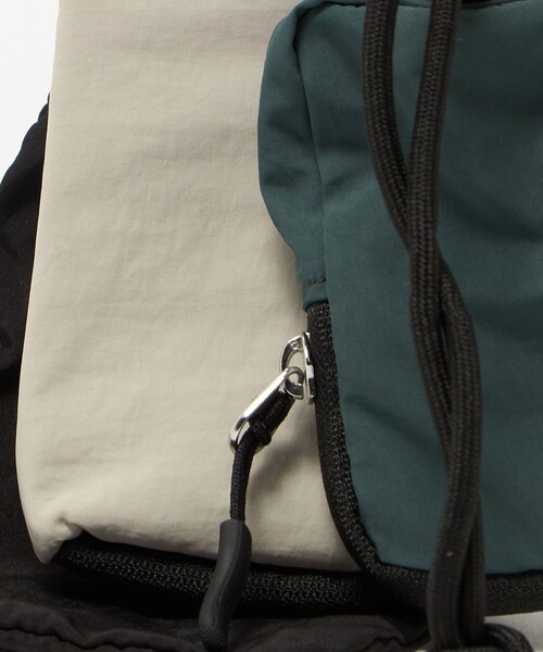 green label relaxing（グリーンレーベルリラクシング）の「【別注】＜fellowww＞GLR 3P スリングポーチ（ショルダーバッグ・メンズ・その他1/ブラック・FREE）」の11枚目の写真