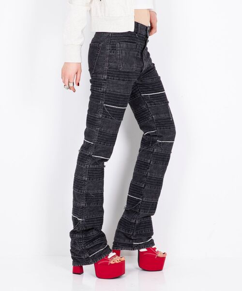 HYSTERIC GLAMOUR（ヒステリックグラマー）の「スクラッチフレアデニムパンツ（デニムパンツ・レディース・ブラック/ライトインディゴブルー・27inch/26inch/28inch/25inch/24inch）」の12枚目の写真