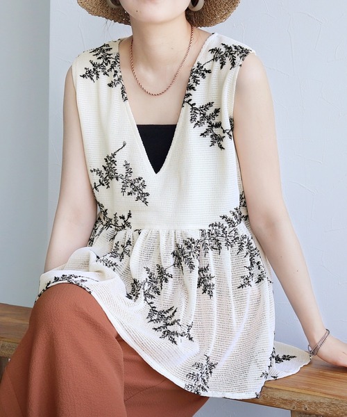 reca(レカ)の「リーフ柄刺繍メッシュセットアップ(セットアップ・レディース・ブラック/アイボリー・M)」の12枚目の写真