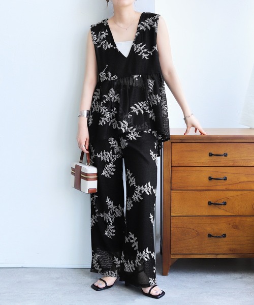 reca(レカ)の「リーフ柄刺繍メッシュセットアップ(セットアップ・レディース・ブラック/アイボリー・M)」の13枚目の写真
