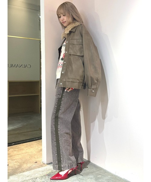 CALNAMUR（カルナムール）の「ファーカラーフェイクレザーモンスターブルゾン（ブルゾン・レディース・ブラウン/ブラック/ベージュ・FREE）」の5枚目の写真