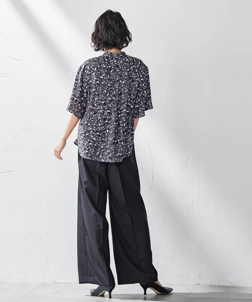 la.f…（ラエフ）の「手描きドットプリントシャツ≪洗濯機で洗える≫（シャツ/ブラウス・レディース・ダークグレー/ベージュ系その他・9号/7号）」の19枚目の写真