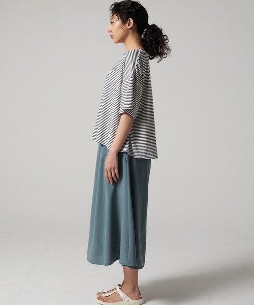 Eddie Bauer(エディーバウアー)の「ボーダー 半袖 Tシャツ(Tシャツ/カットソー・レディース・ダークベージュ/オフホワイト/ブラック・S/M/L/XL)」の13枚目の写真