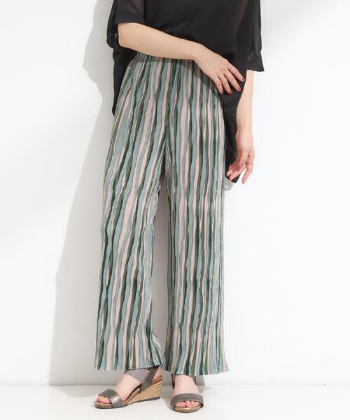 SHOO・LA・RUE（シューラルー）の「さらさら楽ちん プリーツ ワイドパンツ（その他パンツ・レディース・レッド系/グリーン系その他4/チャコールグレー/ベージュ系6/ブラック/ブラック系6・04/03/02/01）」の5枚目の写真