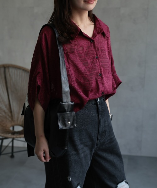 ap retro（アプレトロ）の「ジャガードフラワーブラウス / シアーシャツ《動画あり》（シャツ/ブラウス・レディース・ブラック/ホワイト/ライトブルー/ボルドー/ブラウン・FREE）」の5枚目の写真