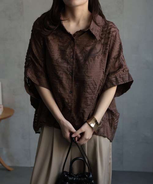 ap retro（アプレトロ）の「ジャガードフラワーブラウス / シアーシャツ《動画あり》（シャツ/ブラウス・レディース・ブラック/ホワイト/ライトブルー/ボルドー/ブラウン・FREE）」の20枚目の写真