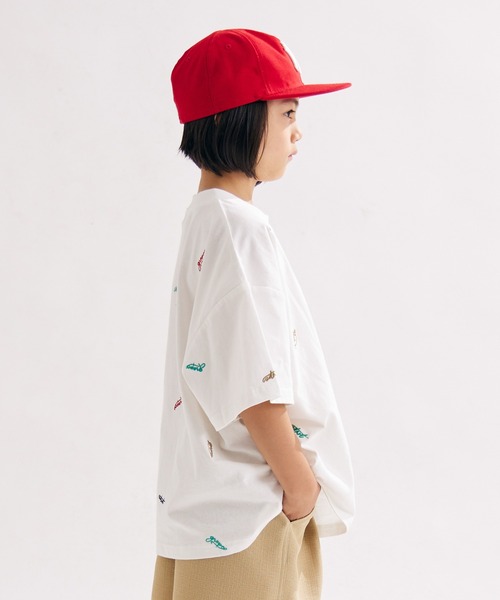 PAIRMANON STREET（ペアマノンストリート）の「【PAIRMANON STREET】総柄 刺繍 ロゴ オーバーサイズ Tシャツ（Tシャツ/カットソー・キッズ・ホワイト/ネイビー/ブラック・100/140/90/160/150/120/110/130）」の5枚目の写真