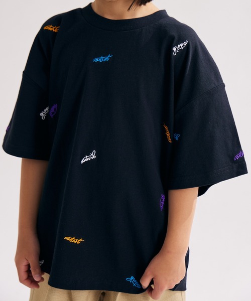 PAIRMANON STREET（ペアマノンストリート）の「【PAIRMANON STREET】総柄 刺繍 ロゴ オーバーサイズ Tシャツ（Tシャツ/カットソー・キッズ・ホワイト/ネイビー/ブラック・100/140/90/160/150/120/110/130）」の16枚目の写真