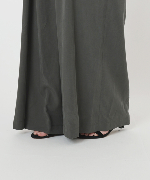 SLOBE IENA（スローブイエナ）の「タックキャミサロペット（サロペット/オーバーオール・レディース・チャコールグレー/ネイビー・36/38）」の21枚目の写真