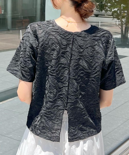 Futier land(フューティアランド)の「シアーウェーブ柄トップス(Tシャツ/カットソー・レディース・ホワイト/ブラック/イエロー・FREE)」の7枚目の写真